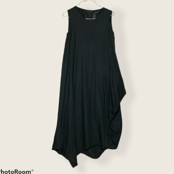 Asymmetric draped dress - Picture 3 of 8